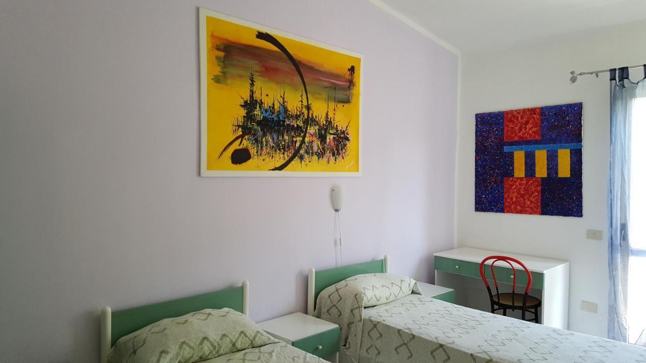 Residence Heaven Ricadi Luaran gambar
